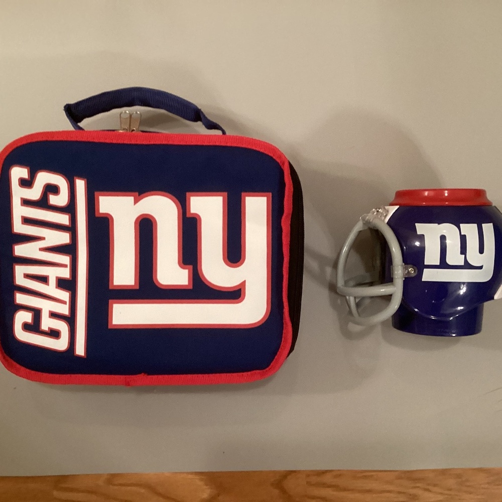 Bundle of 2 NY Giants lunch combo (lunchbox & fan mug)